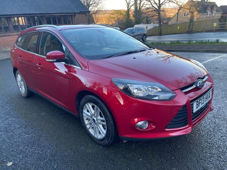 FORD FOCUS 1.0 T EcoBoost Titanium